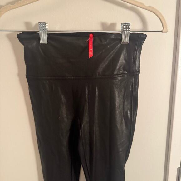 Spanx Faux Leather Leggings - Picture 4 of 6